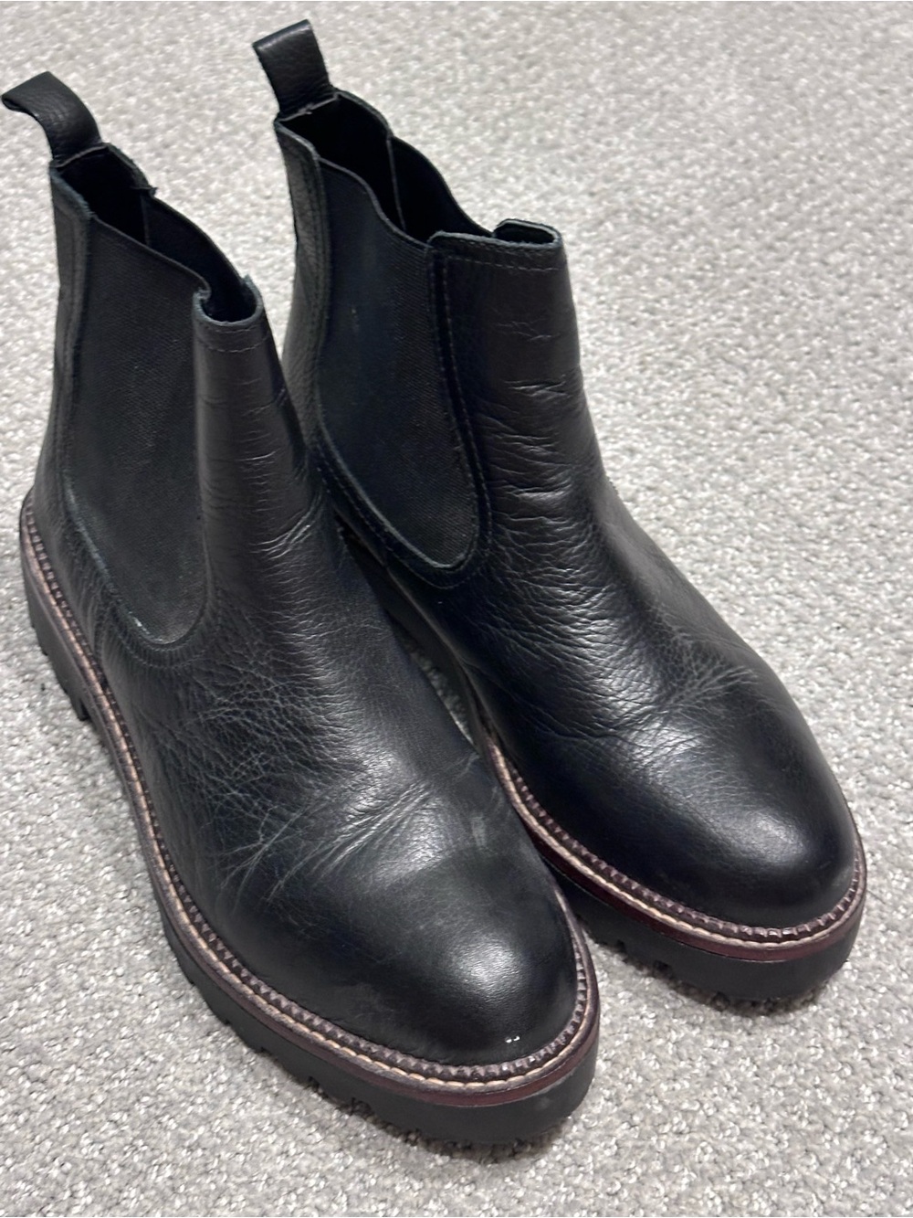 Caslon Miller Water Resistant Chelsea Boots size 8.5